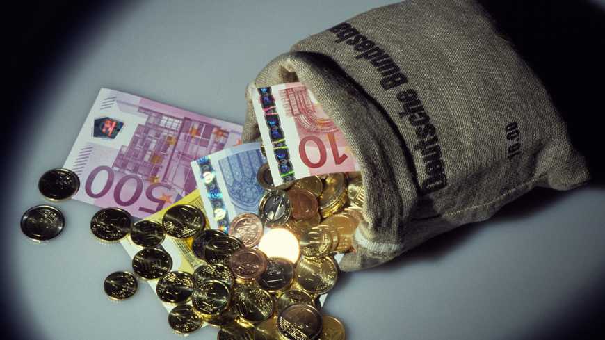 Comment faire une demande de crédit rapide Vous cherchez un crédit rapide et sans justificatif ? Découvrez le micro crédit express sans justificatif. Demande de de prêt France, Demande de prêt Belgique